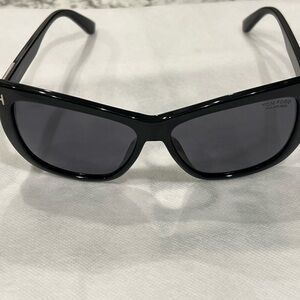 Tom Ford Glossy Black Sunglasses